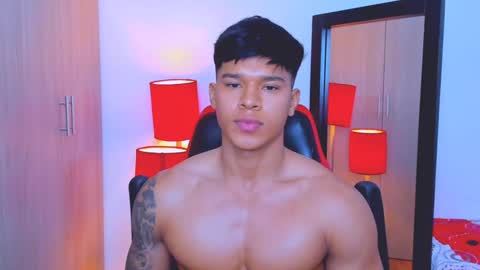 Snapshot of jacod_cock1 chatting on December 19, 1:18 pm JACOD online show from December 19, 1:18 pm