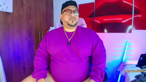 Snapshot of jacoob_woods chatting on September 21, 2:12 am daddy sir master bear online show from September 21, 2:12 am