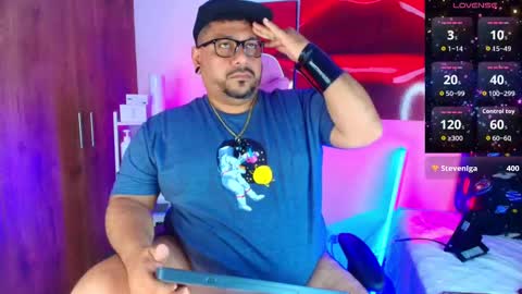 Snapshot of jacoob_woods chatting on September 19, 3:56 pm daddy sir master bear online show from September 19, 3:56 pm
