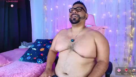 Snapshot of jacoob_woods chatting on March 12, 1:51 pm daddy sir master bear online show from March 12, 1:51 pm