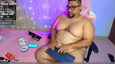 Snapshot of jacoob_woods chatting on February 19, 11:57 pm daddy sir master bear online show from February 19, 11:57 pm