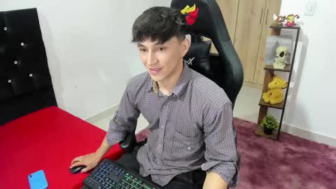 Snapshot of jacques_cardiet chatting on December 3, 3:44 pm jacobo online show from December 3, 3:44 pm