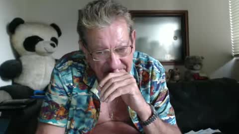 Snapshot of jacques_de_france chatting on December 19, 3:52 pm Jacques online show from December 19, 3:52 pm
