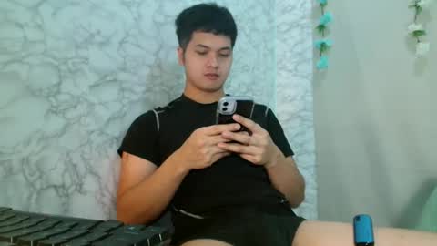 jade_halo online show from April 21, 1:42 am