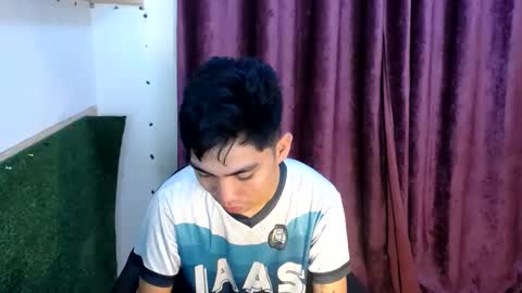 Snapshot of jade_kaizo chatting on December 21, 11:44 am Jade online show from December 21, 11:44 am