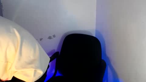 Snapshot of jade_kaizo chatting on December 6, 5:33 pm Jade online show from December 6, 5:33 pm