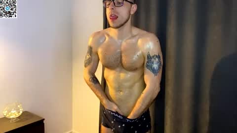 Alex online show from May 7, 10:43 pm