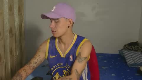 jahnk online show from November 8, 8:50 am