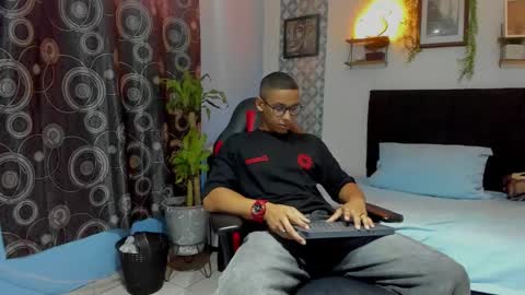 jahseh_jonnes online show from February 17, 10:41 pm