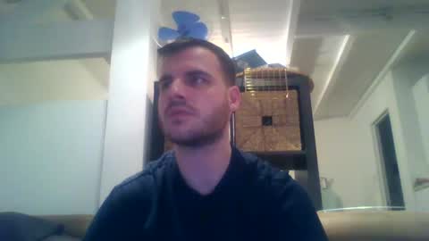 New on chat online show from December 25, 10:37 pm