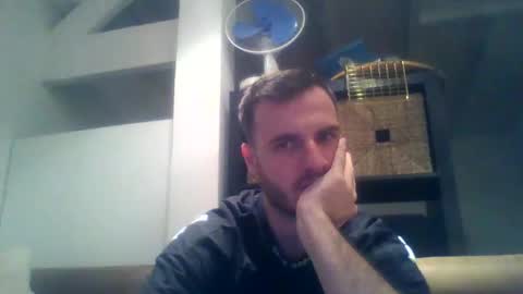 New on chat online show from December 6, 4:28 pm