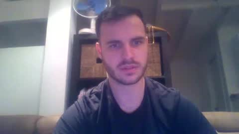 New on chat online show from December 5, 11:40 pm