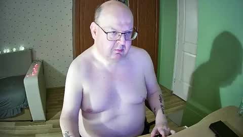 Snapshot of jake230975 chatting on December 10, 8:49 pm Jake2309 online show from December 10, 8:49 pm