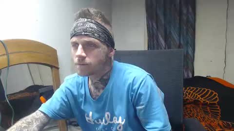 Snapshot of jake265897 chatting on September 21, 7:08 am showingitoff online show from September 21, 7:08 am