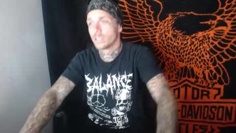 Snapshot of jake265897 chatting on October 1, 4:27 am showingitoff online show from October 1, 4:27 am