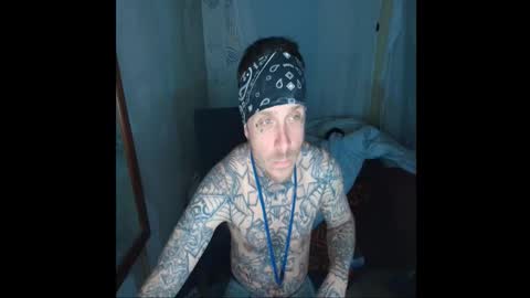 showingitoff online show from March 26, 5:22 am