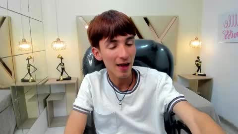 JAKE online show from February 4, 9:43 pm