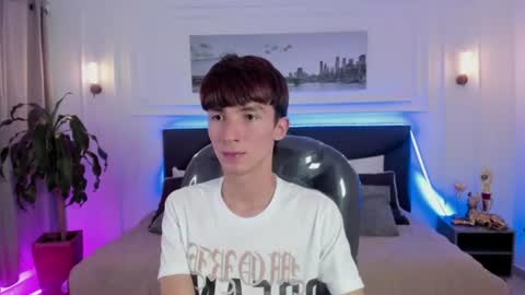 JAKE online show from June 17, 7:15 pm