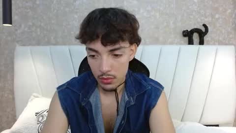 Snapshot of jake_laraxxx chatting on September 21, 6:52 pm jake_laraxxx online show from September 21, 6:52 pm