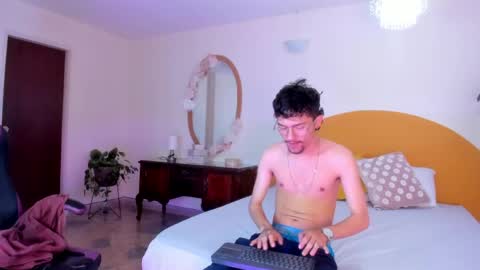 Jake  online show from April 25, 2:03 pm