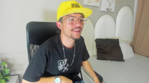 Jake  online show from May 2, 9:17 pm