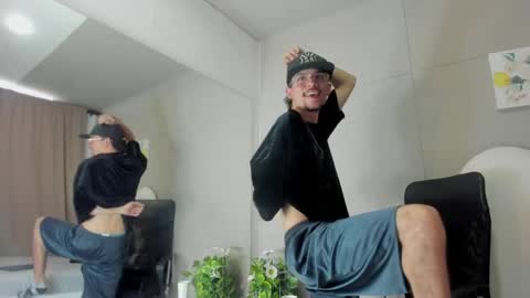Jake  online show from May 7, 8:42 pm