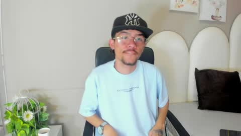 Jake  online show from May 6, 7:47 pm