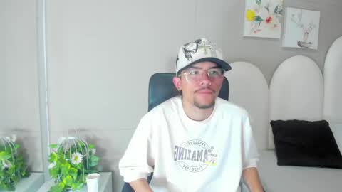 Jake  online show from April 30, 7:54 pm