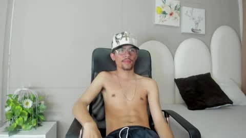 Jake  online show from May 8, 11:16 pm