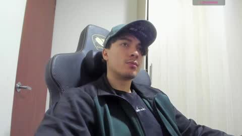 Snapshot of jake_murphy chatting on February 3, 4:25 am jake_murphy online show from February 3, 4:25 am