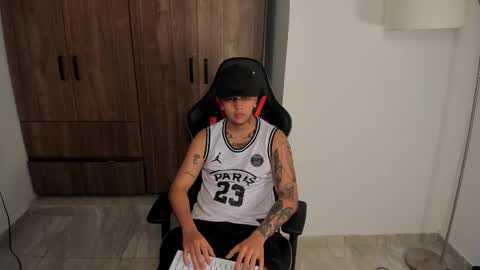 Jake Pons online show from October 24, 6:48 am