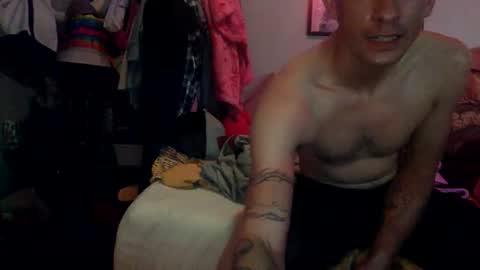 jakeandhissnakee online show from May 14, 6:39 pm