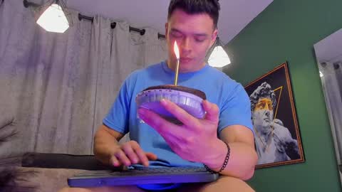 Snapshot of jakee_tyler chatting on January 2, 11:16 pm Jake Tyler online show from January 2, 11:16 pm