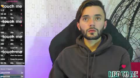 jakemagnus_ online show from February 24, 6:47 pm