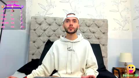 jakemagnus_ online show from December 28, 12:14 pm