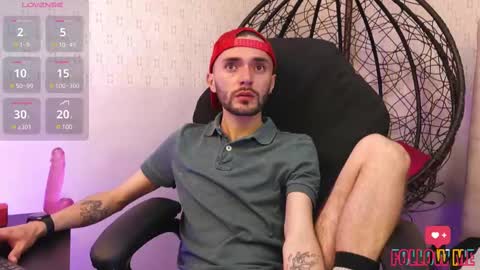 jakemagnus_ online show from February 10, 6:56 pm