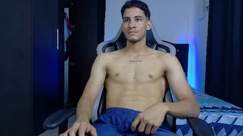JakeMonroe online show from June 24, 9:28 pm