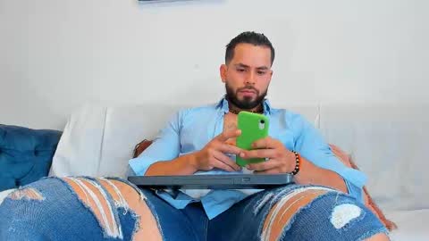 Snapshot of jakeskye chatting on September 30, 3:15 pm JakeSkye online show from September 30, 3:15 pm