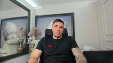 Snapshot of jakestone_1 chatting on October 25, 2:02 am jakestone_1 online show from October 25, 2:02 am