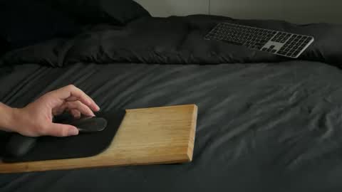 jaketakescock online show from April 9, 12:33 pm