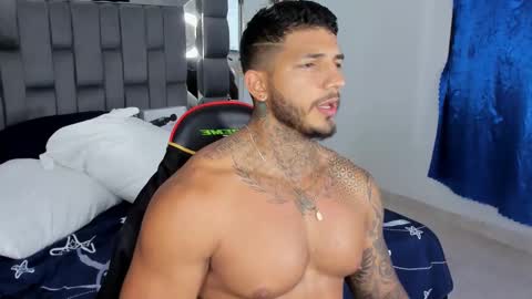 Snapshot of jaketayler10 chatting on February 21, 1:22 am my name is sebas If you come here dont hesitate to say hello Im a guy who really likes having conversations and having hot online show from February 21, 1:22 am