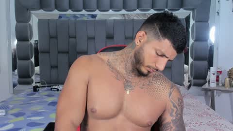 Snapshot of jaketayler10 chatting on February 7, 1:47 am my name is sebas If you come here dont hesitate to say hello Im a guy who really likes having conversations and having hot online show from February 7, 1:47 am