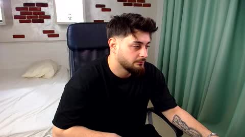 JalenPenn online show from April 3, 4:42 am