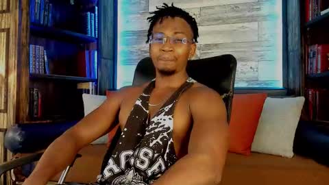 Snapshot of jamalmyst_ chatting on October 21, 4:37 am online show from October 21, 4:37 am