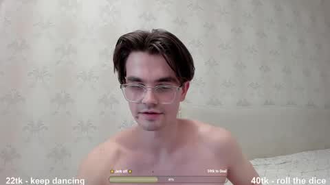 Snapshot of jame_flow chatting on February 5, 7:18 am Hey there Im Jame online show from February 5, 7:18 am