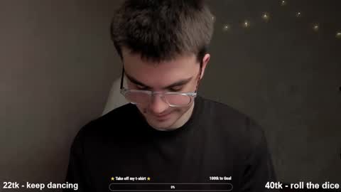 Snapshot of jame_flow chatting on March 4, 9:00 pm Hey there Im Jame online show from March 4, 9:00 pm