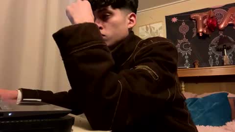 Snapshot of james2002og chatting on September 27, 3:48 am james2002og online show from September 27, 3:48 am