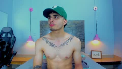 james_06_ online show from June 6, 11:49 am
