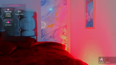 james_adamss_ online show from April 13, 12:39 pm