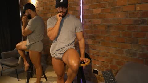 Snapshot of james_axel chatting on February 6, 2:37 pm James Axel online show from February 6, 2:37 pm